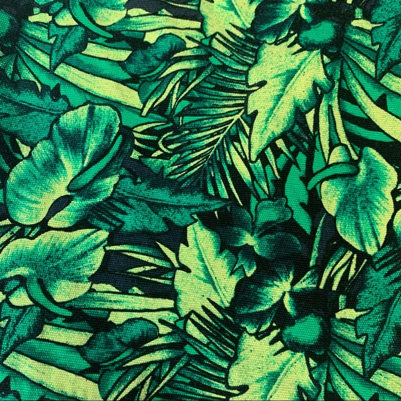 5for20 H&M green jungle leafs mini skirt - Picture 4 of 7